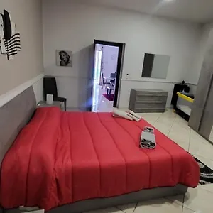 Apartman Saint Cristofer House, Catania-Fontanarossai nemzetközi repülőtér